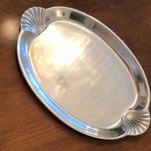 Wilton Armetale Scallop Handle Oval Tray